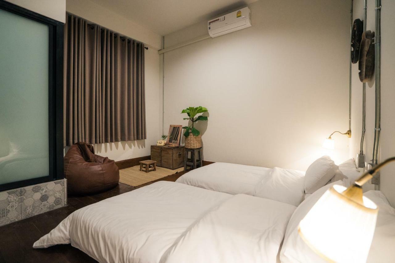 Hotel The Oldtale à Chiang Mai Extérieur photo